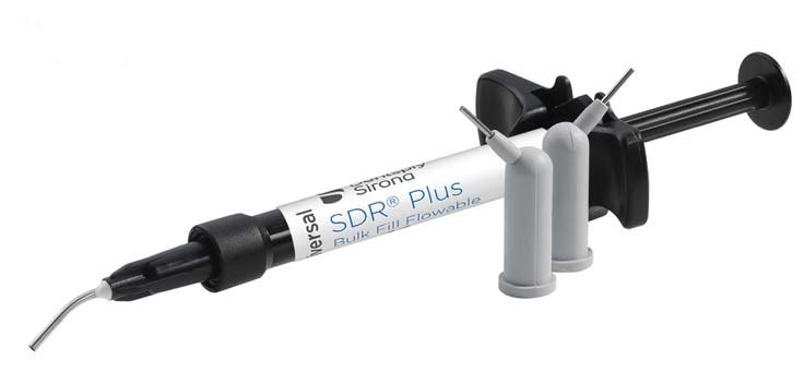 SDR Plus Bulk Fill Flowable — шприц-аплікатор