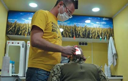 Стоматологічна допомога у пересувному кабінеті ТриЗуб