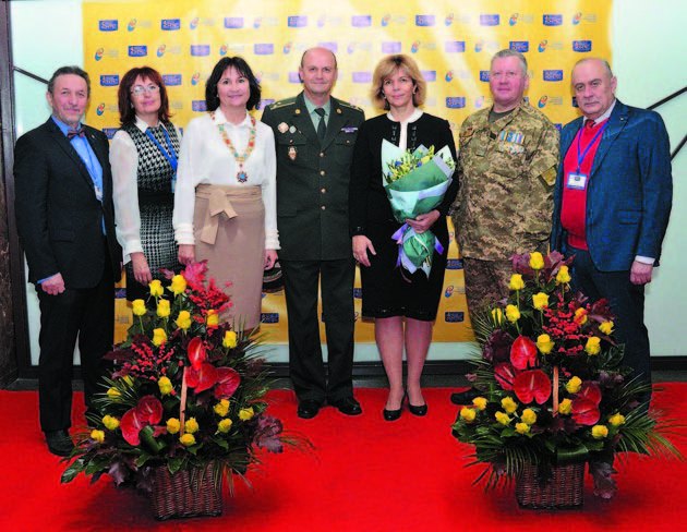 Досвід, співпраця, підтримка — гасло української наукової спільноти. Разом — ми сила!