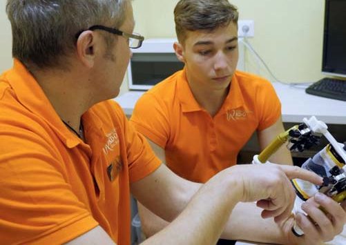 Між нами – зубними техніками…