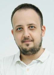 Костянтин Костура