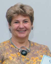 Таїса Скрипнікова — професор кафедри післядипломної освіти лікарів-стоматологів УМСА, заслужений лікар України (Полтава).