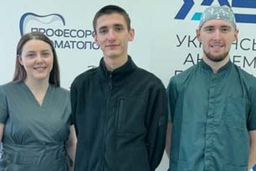 Шлях у світ майстерності: роль професійних конкурсів з художньої реставрації