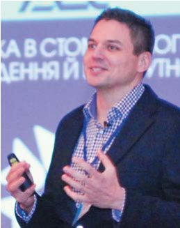 Максим Лєснухін